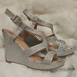Bella Marie Glittering Silver Wedges